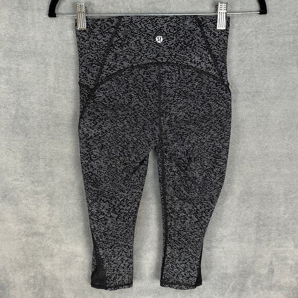 Lululemon Leggings Womens 4 Black Soundwave Train Times Crop Mesh Sporty Gym - Picture 5 of 13